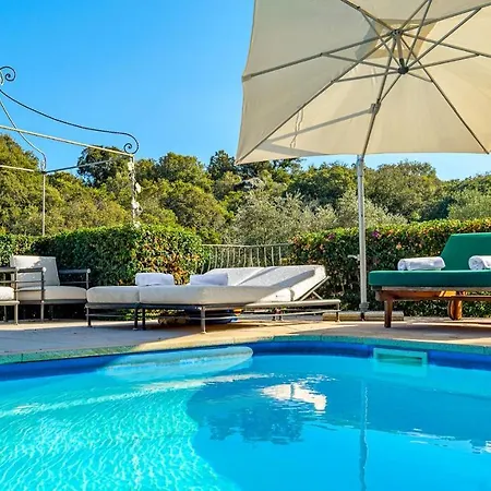 فيلة Stella 6, Emma أرتْساكينا