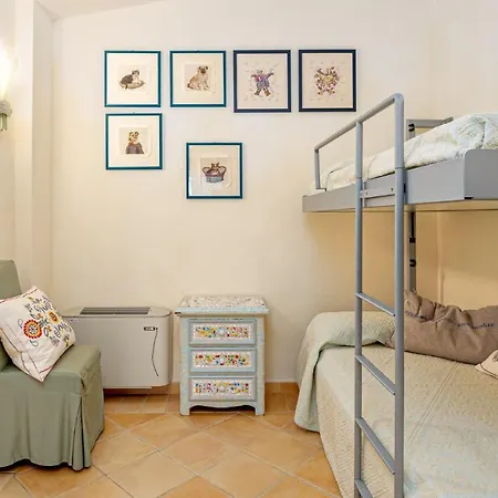 Stella 6, Emma * أرتْساكينا