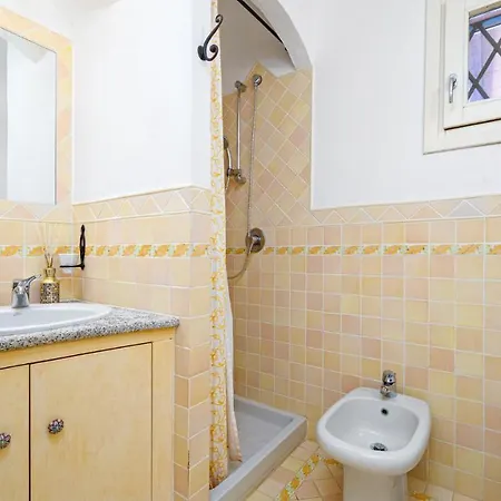 Stella 6, Emma アルツァケーナ